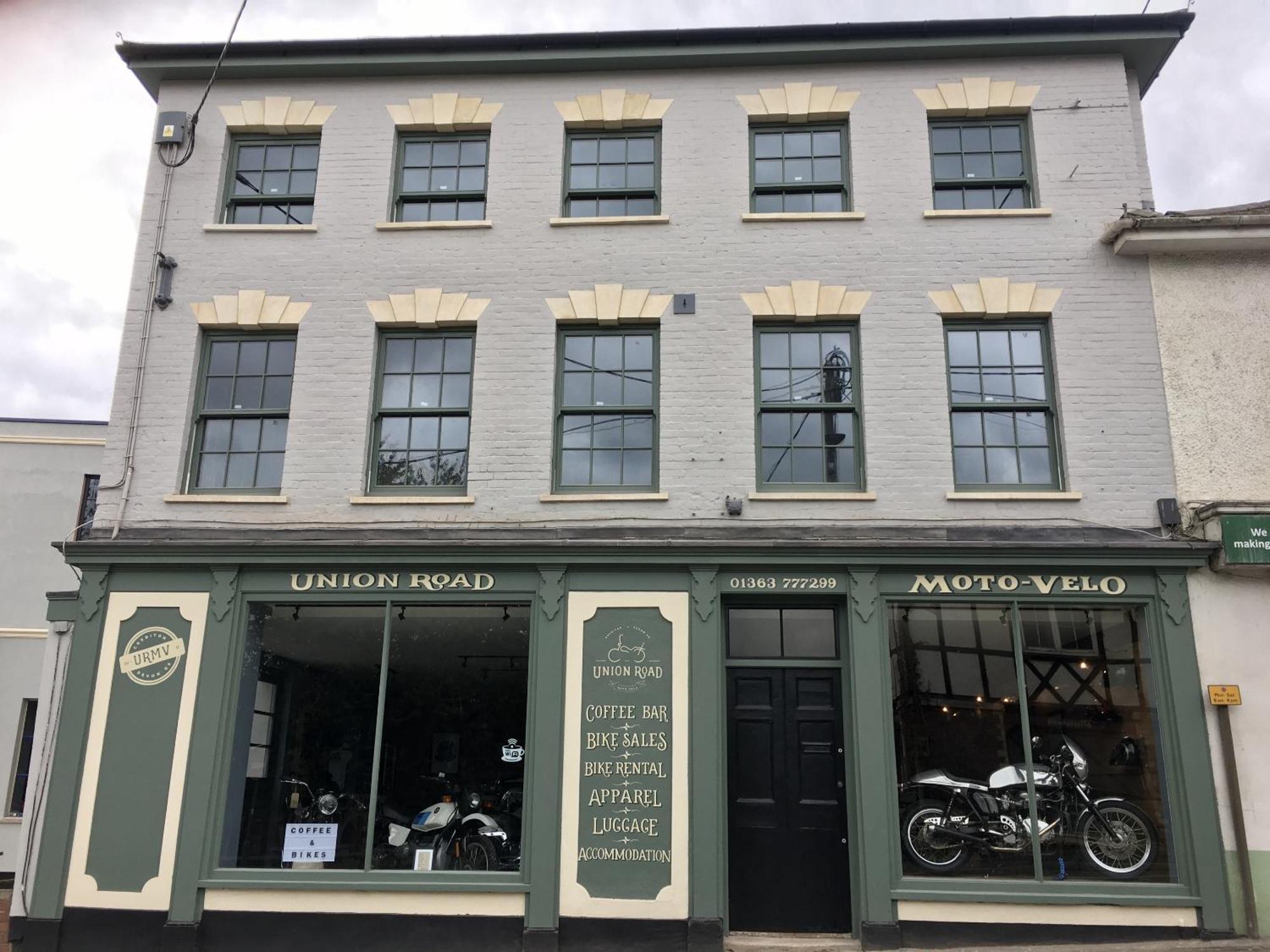 Union Road Moto Velo Accommodation Кредитън Екстериор снимка